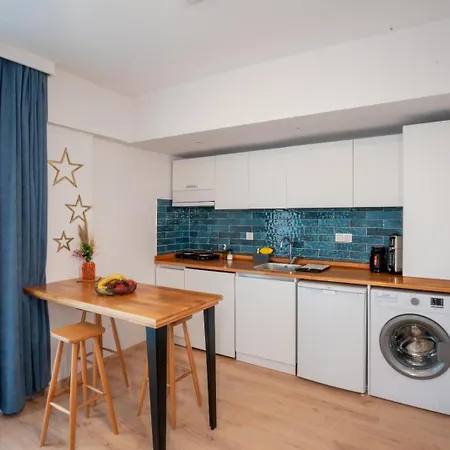 شقة فندقية Icmeler 4*